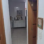 Apartamento Em Barra De Guaratiba De Frente P A Estrada, Proximo Da Praia