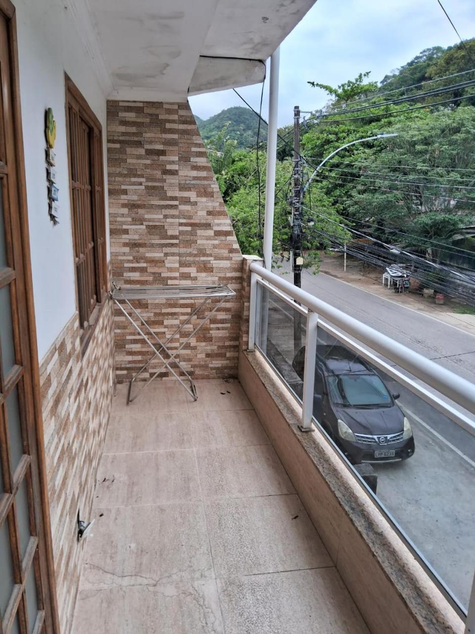 Apartamento Em Barra De Guaratiba De Frente P A Estrada, Proximo Da *